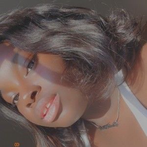 Meet your Posher, Rinyiah